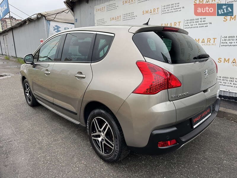 Внедорожник / Кроссовер Peugeot 3008 2012 в Киеве