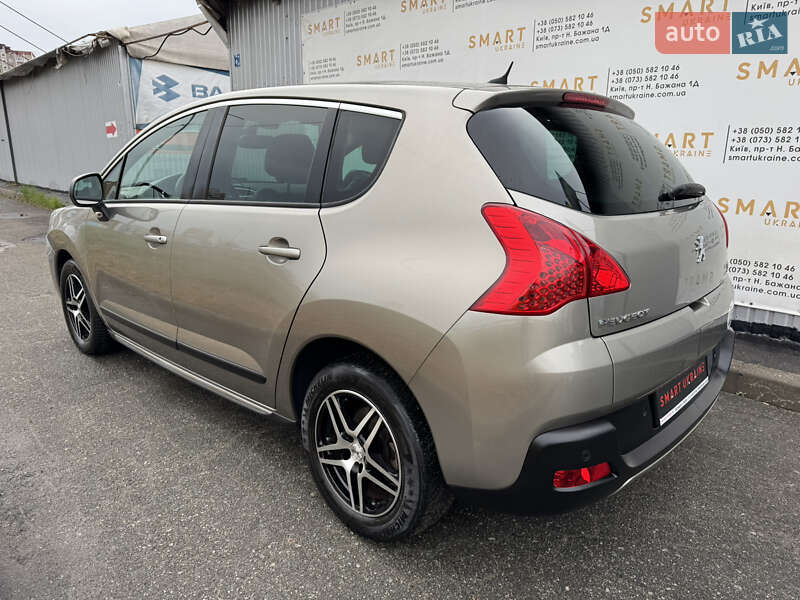 Внедорожник / Кроссовер Peugeot 3008 2012 в Киеве