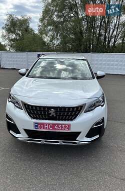 Позашляховик / Кросовер Peugeot 3008 2019 в 