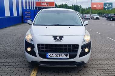 Позашляховик / Кросовер Peugeot 3008 2013 в 