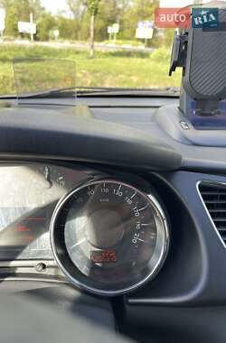 Внедорожник / Кроссовер Peugeot 3008 2010 в 
