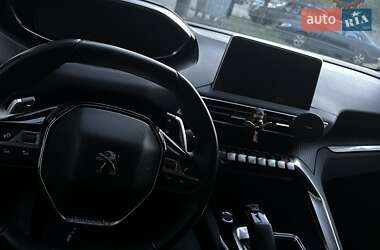 Внедорожник / Кроссовер Peugeot 3008 2017 в 