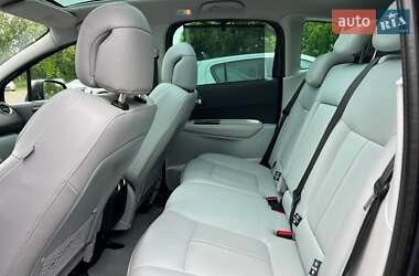 Позашляховик / Кросовер Peugeot 3008 2011 в 