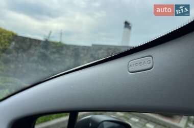 Внедорожник / Кроссовер Peugeot 3008 2015 в 