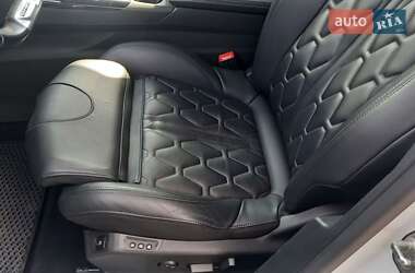 Внедорожник / Кроссовер Peugeot 3008 2019 в 