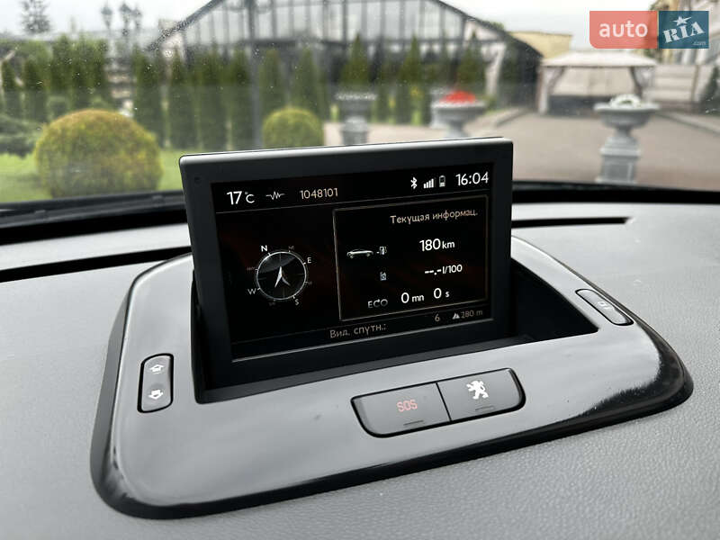 Позашляховик / Кросовер Peugeot 3008 2014 в Стрию