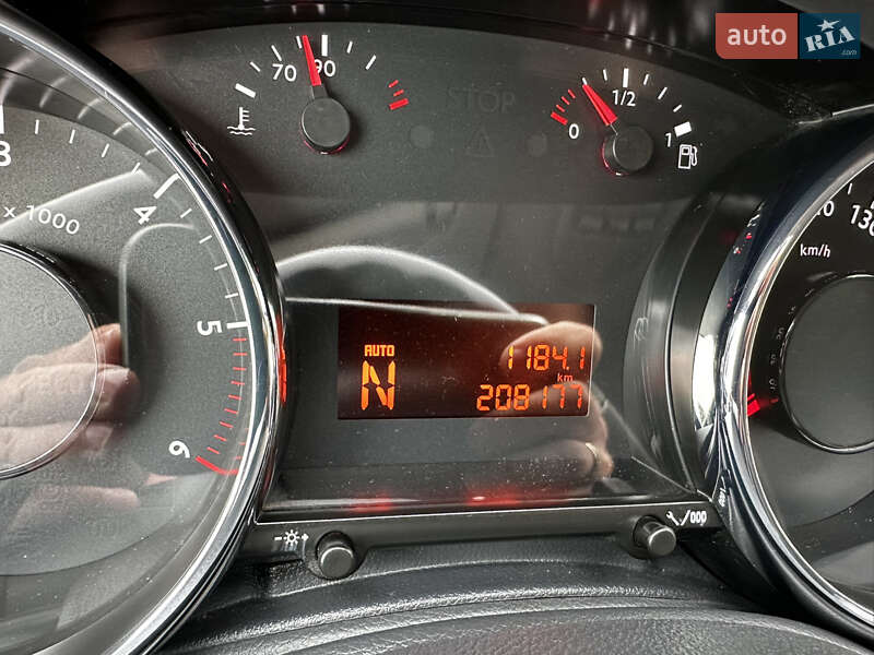 Позашляховик / Кросовер Peugeot 3008 2014 в Стрию