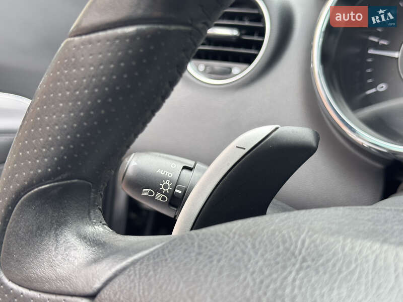 Позашляховик / Кросовер Peugeot 3008 2012 в Стрию