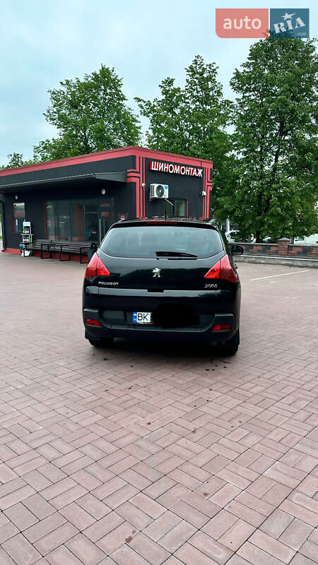 Позашляховик / Кросовер Peugeot 3008 2011 в Рівному