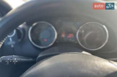 Внедорожник / Кроссовер Peugeot 3008 2010 в 
