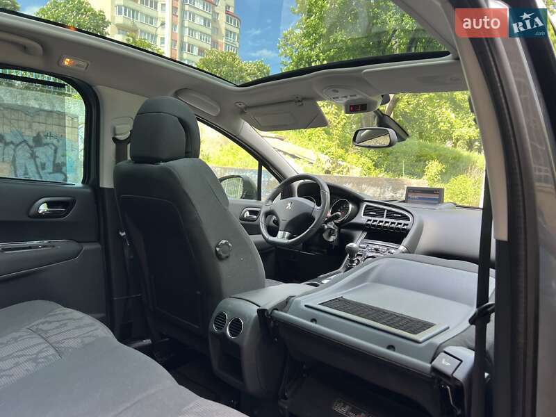 Внедорожник / Кроссовер Peugeot 3008 2012 в Ровно