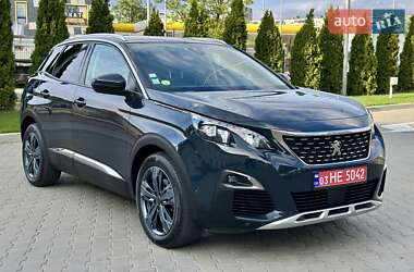 Внедорожник / Кроссовер Peugeot 3008 2018 в 
