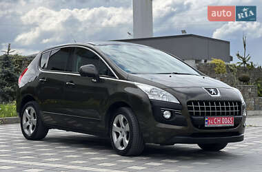 Позашляховик / Кросовер Peugeot 3008 2011 в 