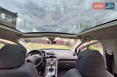 Внедорожник / Кроссовер Peugeot 3008 2012 в 