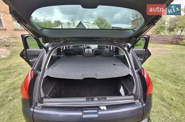 Внедорожник / Кроссовер Peugeot 3008 2012 в 