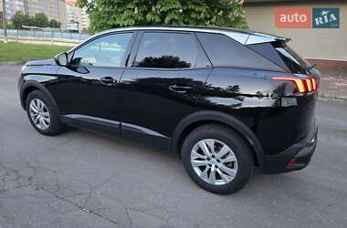 Позашляховик / Кросовер Peugeot 3008 2020 в 