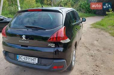 Позашляховик / Кросовер Peugeot 3008 2014 в 