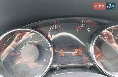 Позашляховик / Кросовер Peugeot 3008 2014 в 