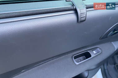 Внедорожник / Кроссовер Peugeot 3008 2012 в 