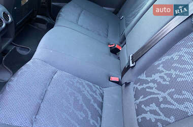 Внедорожник / Кроссовер Peugeot 3008 2012 в 