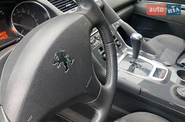 Внедорожник / Кроссовер Peugeot 3008 2012 в 