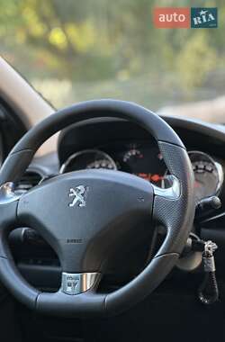 Внедорожник / Кроссовер Peugeot 3008 2013 в 