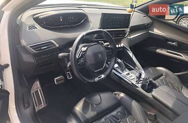 Позашляховик / Кросовер Peugeot 3008 2022 в 