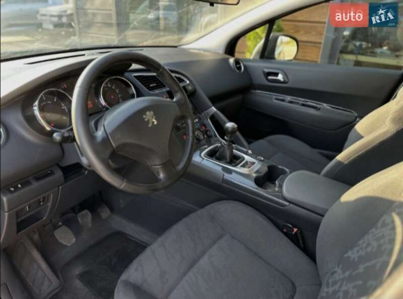 Внедорожник / Кроссовер Peugeot 3008 2013 в Шептицькому