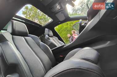 Внедорожник / Кроссовер Peugeot 3008 2018 в 