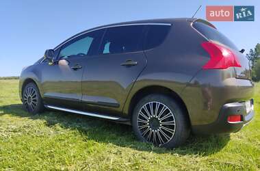 Внедорожник / Кроссовер Peugeot 3008 2012 в 