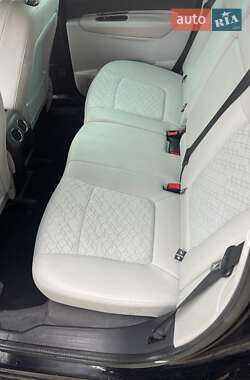 Внедорожник / Кроссовер Peugeot 3008 2014 в 