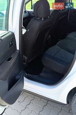 Внедорожник / Кроссовер Peugeot 3008 2010 в 