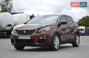 Позашляховик / Кросовер Peugeot 3008 2017 в Хусті