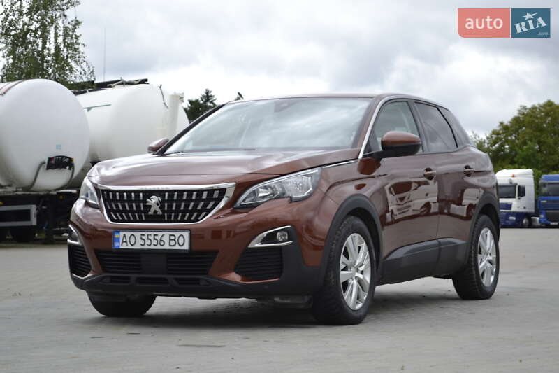 Позашляховик / Кросовер Peugeot 3008 2017 в 