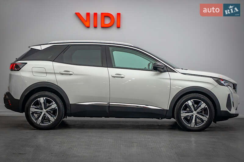 Позашляховик / Кросовер Peugeot 3008 2021 в Києві