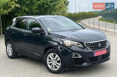 Позашляховик / Кросовер Peugeot 3008 2018 в 