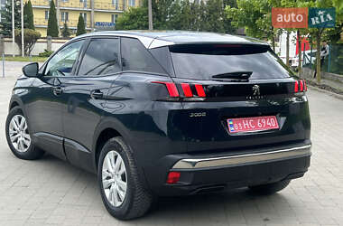 Позашляховик / Кросовер Peugeot 3008 2018 в 