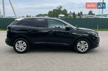 Позашляховик / Кросовер Peugeot 3008 2018 в 