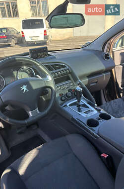 Позашляховик / Кросовер Peugeot 3008 2013 в 