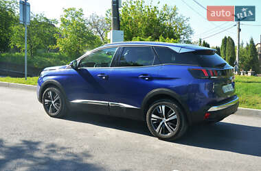 Внедорожник / Кроссовер Peugeot 3008 2018 в 