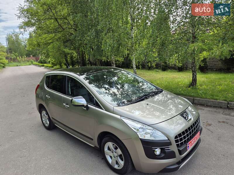 Внедорожник / Кроссовер Peugeot 3008 2011 в 