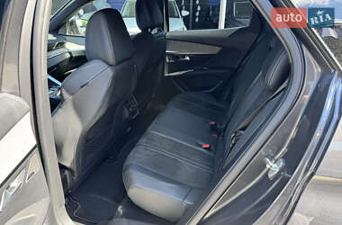Позашляховик / Кросовер Peugeot 3008 2021 в 