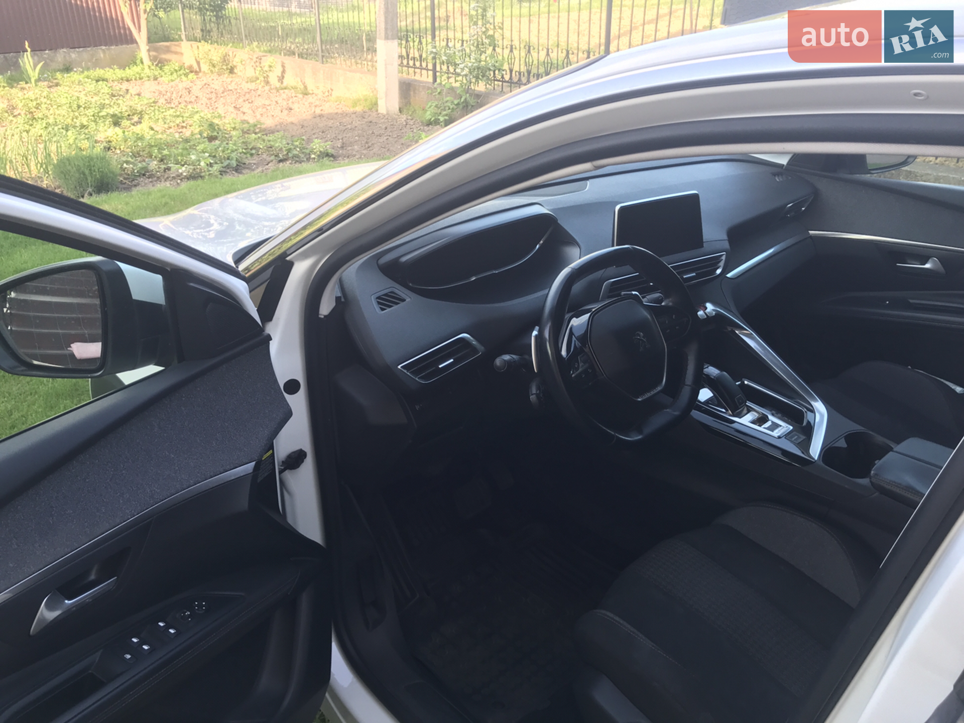 Peugeot 3008 2017 VIN VF3MCBHZWHS196452 фото оголошення 9 з 15