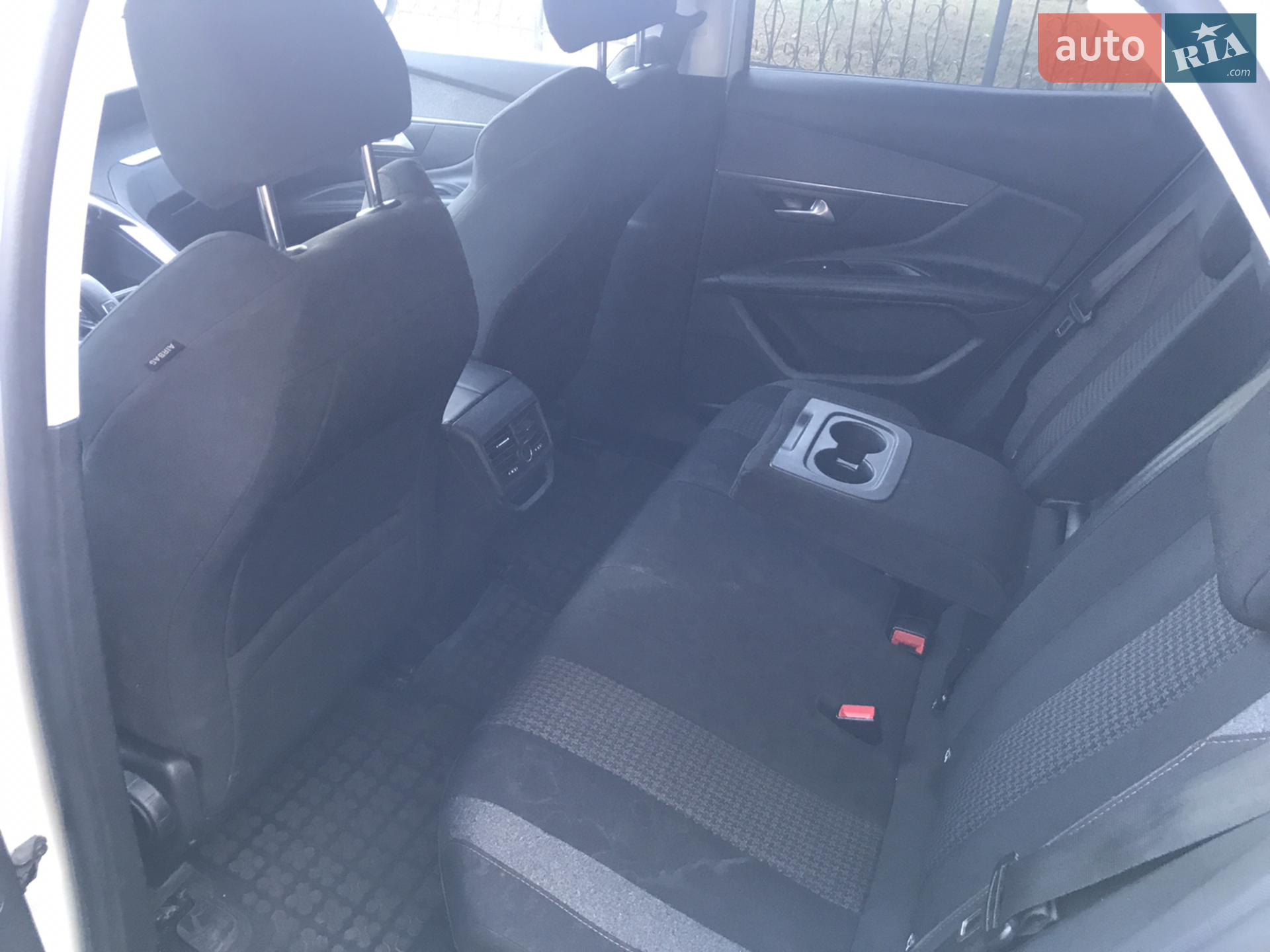 Peugeot 3008 2017 VIN VF3MCBHZWHS196452 фото оголошення 12 з 15