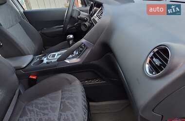 Внедорожник / Кроссовер Peugeot 3008 2011 в 