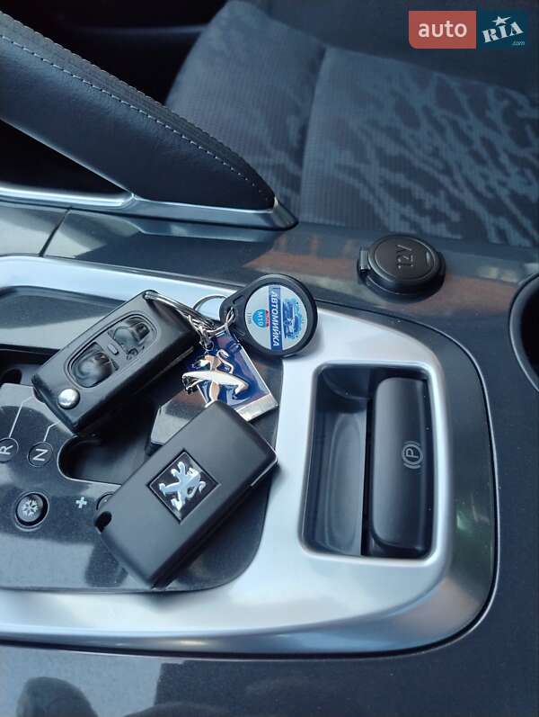 Внедорожник / Кроссовер Peugeot 3008 2011 в Тернополе