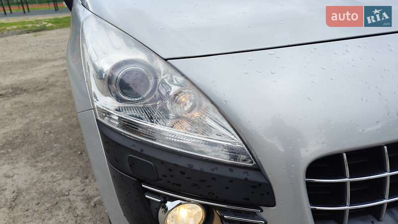 Позашляховик / Кросовер Peugeot 3008 2010 в Стрию