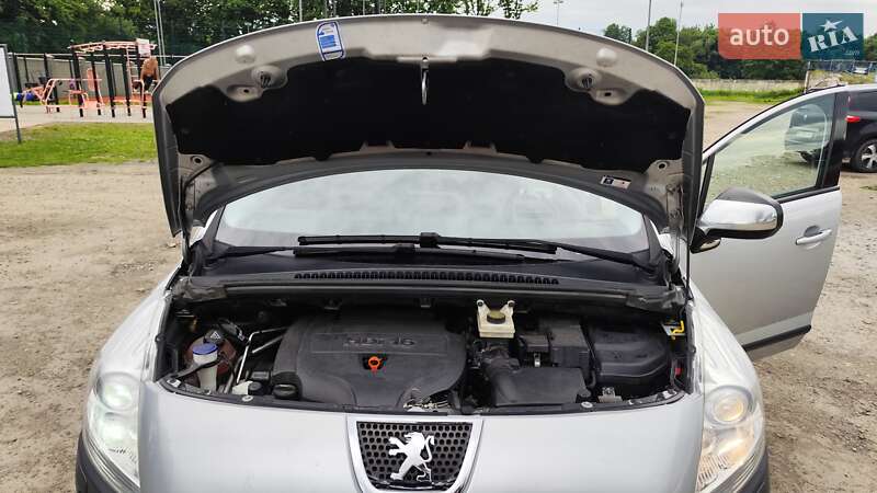 Позашляховик / Кросовер Peugeot 3008 2010 в Стрию