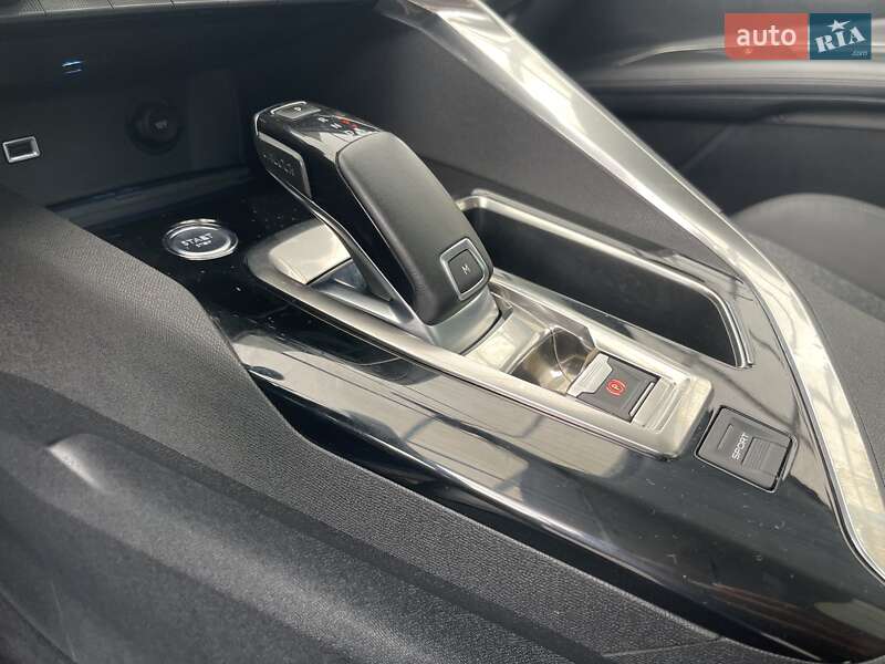 Позашляховик / Кросовер Peugeot 3008 2019 в Тернополі