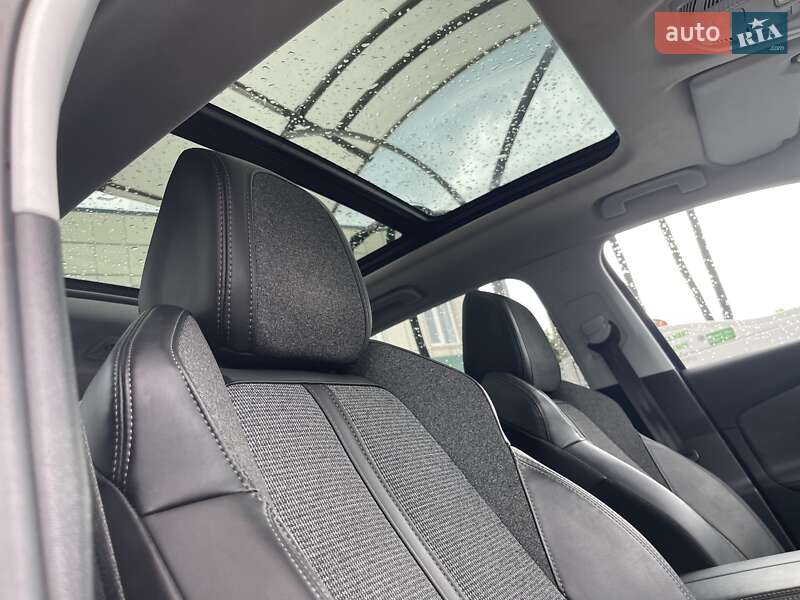 Позашляховик / Кросовер Peugeot 3008 2019 в Тернополі